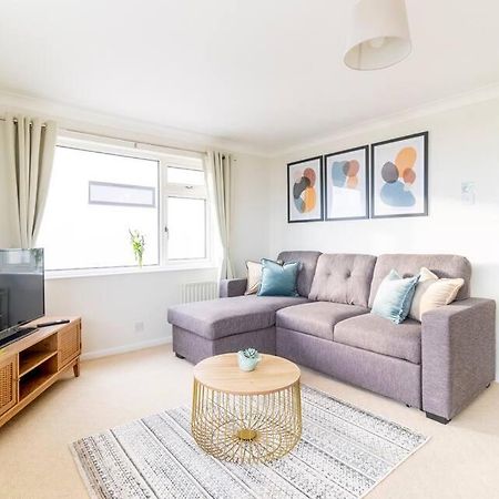 Incredible Sea View 2 Bedroom Beach Apartment Bournemouth Eksteriør billede